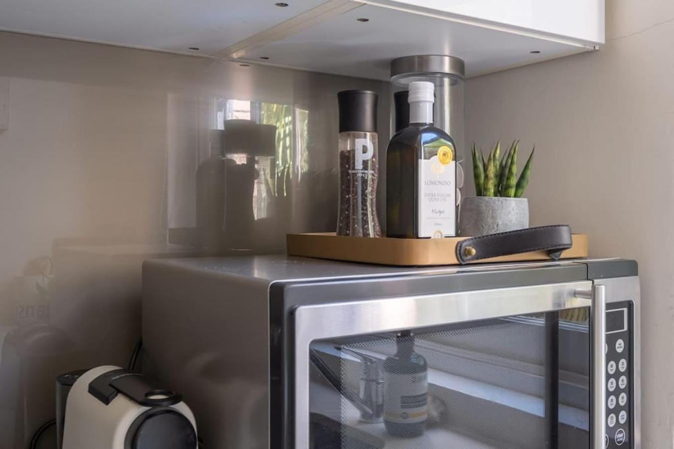 Apartment St James, Art Deco Dream - 2 Bedrooms W Aircon Sydney