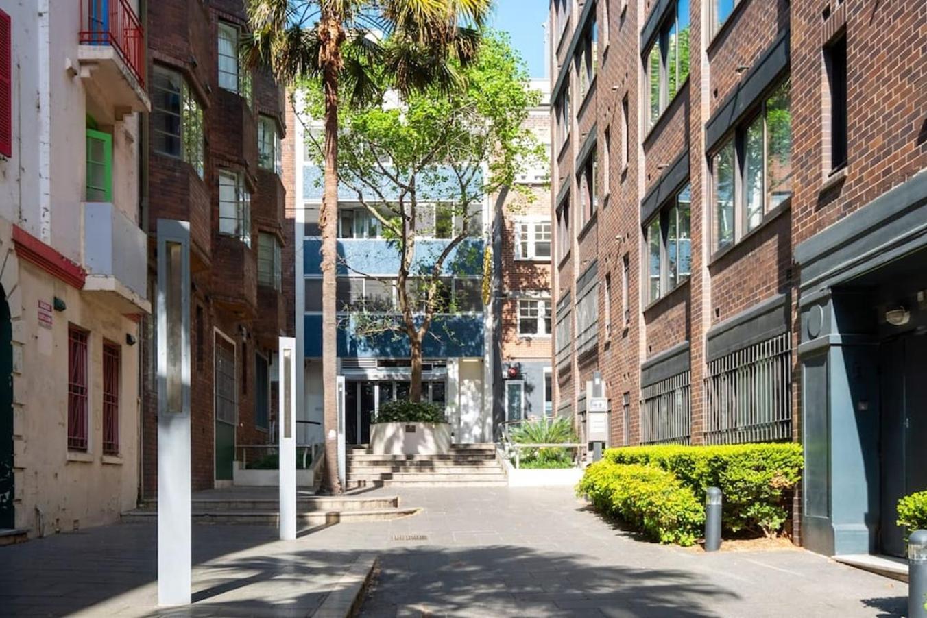 St James, Art Deco Dream - 2 Bedrooms W Aircon *